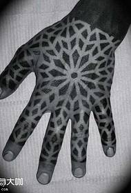 Modello di tatuaggio a mano fiore vite tatuaggio