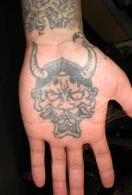 Model i tatuazhit të frikshëm të demonit të frikshëm