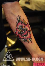 Handfaarweg rose Tattoo Muster