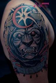 Violent Beast Blummenarm Tattoo Bild