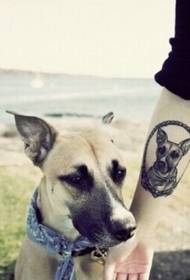 Girl hand puppy pet tatu gambar corak