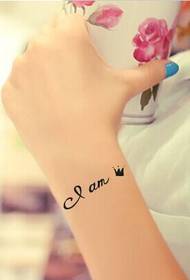 Pictiúir láimhe tattoo álainn agus álainn cailíní