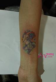 Foto di tatuaggio da polso Fantasy Aries