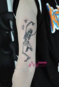 Immagini di tatuaggi creativi sensuali danzanti pazzi