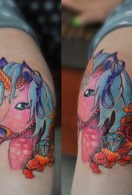 Maziso ane mavara, unicorn ruoko tattoo mifananidzo