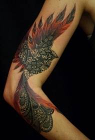Arm i mrekullueshëm me ngjyra modeli i tatuazheve toteme të zogjve