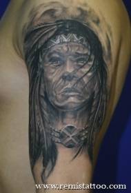 Iso käsivarsi musta intialainen muotokuva tatuointi malli