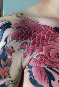 Roter Tintenfisch und Buddha kombiniert mit einem halben Tattoo-Bild