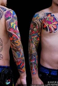 Halbbogen-Tattoo-Muster: Farbiges Halbbogen-Bala-Lotus-Tattoo-Muster