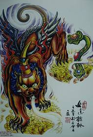 Tatuaggio veterano un tradizionale modello di tatuaggio a mezzo arco