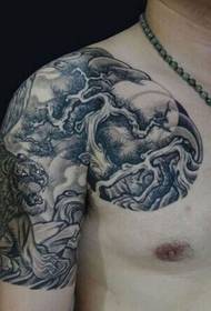 Појединачна тетоважа од пола оклопа од тигра