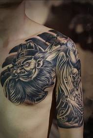 Voldemort ura lik znak tatoo na polovici nohtov