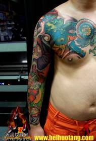 Il blu di prajna cotto a metà si è rotto come un disegno del tatuaggio