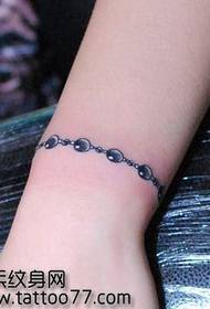 Bela kaj populara brako braceleto tatuaje ŝablono