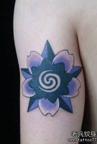ein Tattoo Tattoo auf der Innenseite des Arms