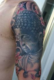 Braccio maschile come statua di Buddha e motivo tatuaggio floreale