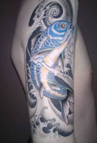 Blauwe koi fiskearm tatueringspatroan