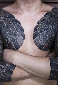Super wamphamvu yokhala ndi ma tattoo awiri