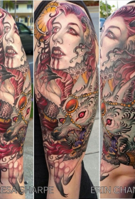 Rankos siaubo kruvina vampyro moteris ir demono šuns saulės tatuiruotės modelis
