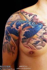 Kolorowy i piękny wzór tatuażu kałamarnicy