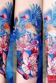 Mga pattern ng Arm Tattoo: Kulay ng Armour 3D Cherry Blossom Bird Tattoo Pattern
