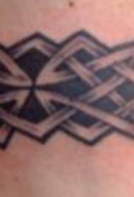 Modello di tatuaggio fascia da braccio totem