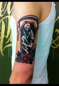 Arm Schoul Sarg a Schädel Skelett Blummen Tattoo Muster