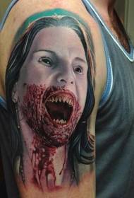 Na ramenu boja horor žena uzorak tetovaže vampira