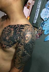 Prajna τατουάζ με καλαμάρι