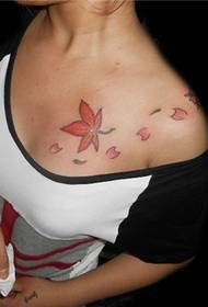Tatuaggio totem tatuaggio di mezza armatura di bellezza tatuaggio inglese