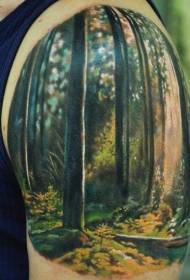 Na ramenu akvarelni realistični uzorak tetovaža šumskog drveta