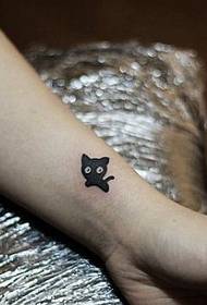 手臂纹身图案:手臂可爱图腾猫咪纹身图案