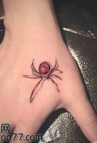 Skientme hânkleurige patroan fan spider-tatoet