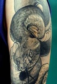 Fekete szürke kígyó kar tetoválás minta