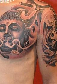I-Buddha yentloko nganye yesiqingatha se tattoo