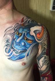 Atmosferico bellissimo tatuaggio prajna