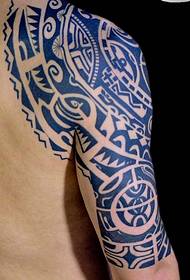 Pectoral, wokongola, malaya apakati, totem, tattoo