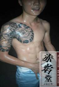 Tatuaje de media armadura de loto de peonía