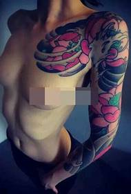 Rangi nusu-tatoo ambayo wasichana wanaweza pia kuwa nayo