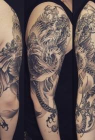 Πολύ λεπτομερή μαύρο και άσπρο μοτίβο τατουάζ ασιατικό δράκο με τα χέρια
