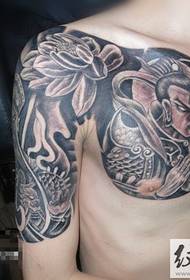 Klassiskt Erlang God Half Armor Tattoo Pattern
