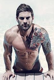 Bel tatuaggio a mezza armatura di Sunshine man