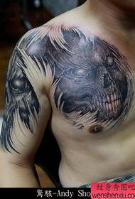 Isiqwenga se tattoo esisezantsi nesinomxholo we tattoo yaseYurophu kunye naseMelika esine-semi siphelo esine-tattoo sisebenza sicebisiwe
