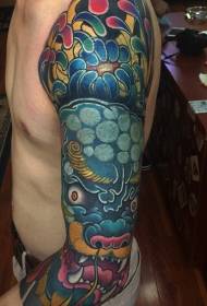 Tatuatge de braç de crisantem de color lleó tradicional Tang