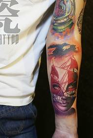 Flower arm watercolor totem tattoo tattoo is very eye-catching