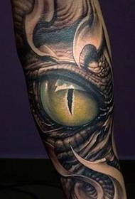 Flower arm 3d eye tattoo-patroon is zeer realistisch