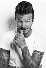Tattoo ya mtindo wa maua wa Beckham