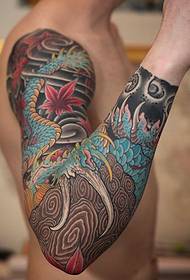 Ib pawg ntawm zoo nraug heev thiab ntxim nyiam paj txhais tes caj npab tattoo tsim