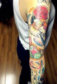 Сјајан узорак цвећа за тетоважу руку