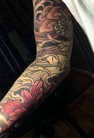 Flower arm squid tattoo pattern fortune